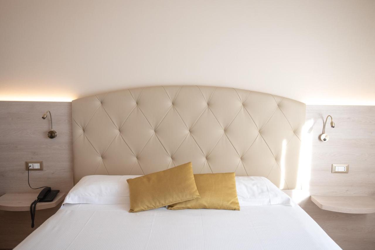 Hotel Castello Artemide Congressi Castel San Pietro Terme Extérieur photo